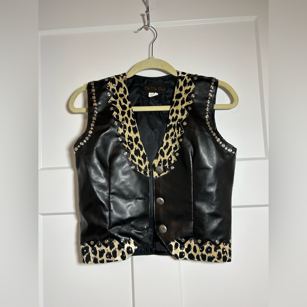 Vintage Leather Vest With Cheetah Animal Print And Studs